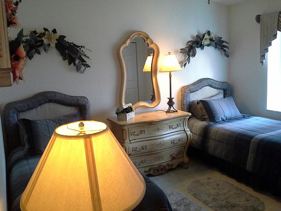 4th image of 2245 Hidden Lake Dr APT 2