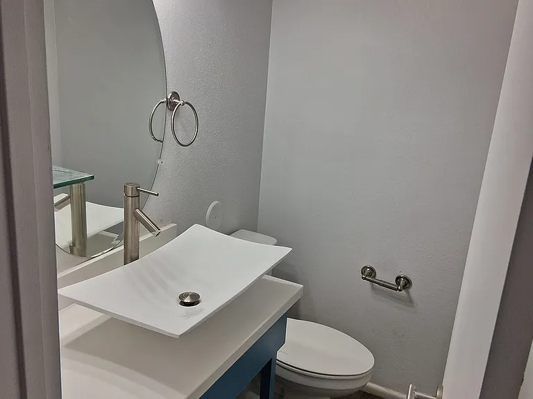 6528 N 17th Ave #5 — Photo 6