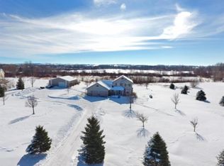 30046 Ashby Ct, Northfield, MN 55057