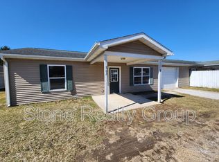 862 E 5th St APT 1, Clinton, IN 47842