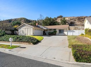 4011 Defender Dr, Agoura Hills, CA 91301