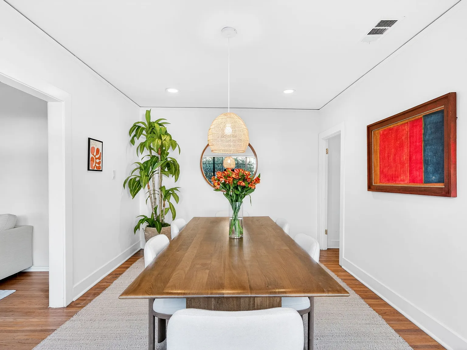 973 N Saint Andrews Pl — Photo 3
