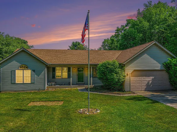 17283 Adams Rd, Granger, IN 46530