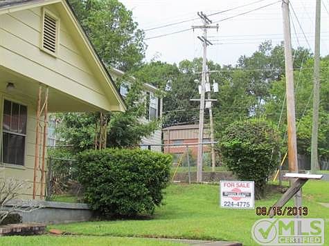 3rd image of 855 W Brevard St