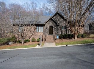 219 Ridgehaven Dr, Winston Salem, NC 27104