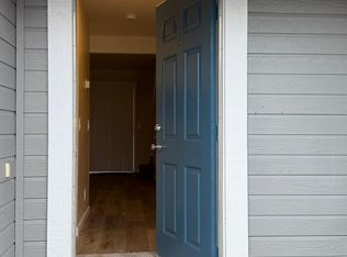 1053 Dutton Ave APT 14, Santa Rosa, CA 95407