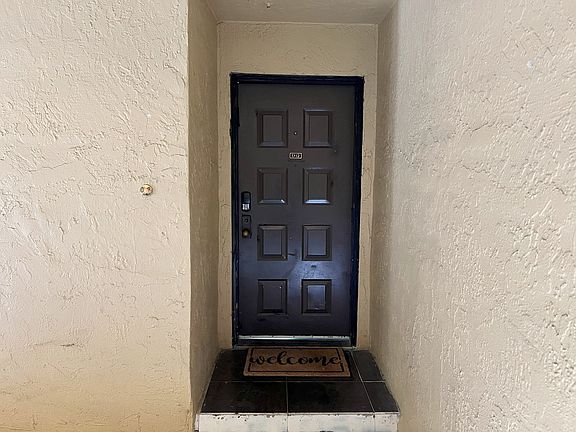 2nd image of 200 P St APT D12