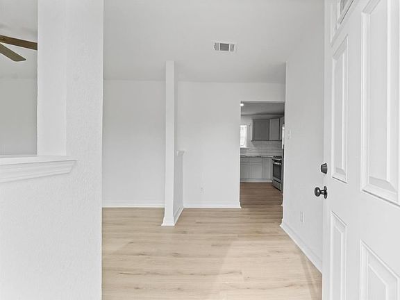 5th image of 1221 N McIver St