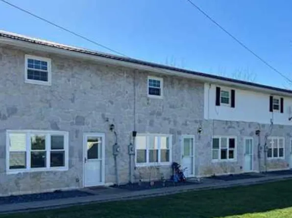 120 Edgewood St APT 5, Claysburg, PA 16625