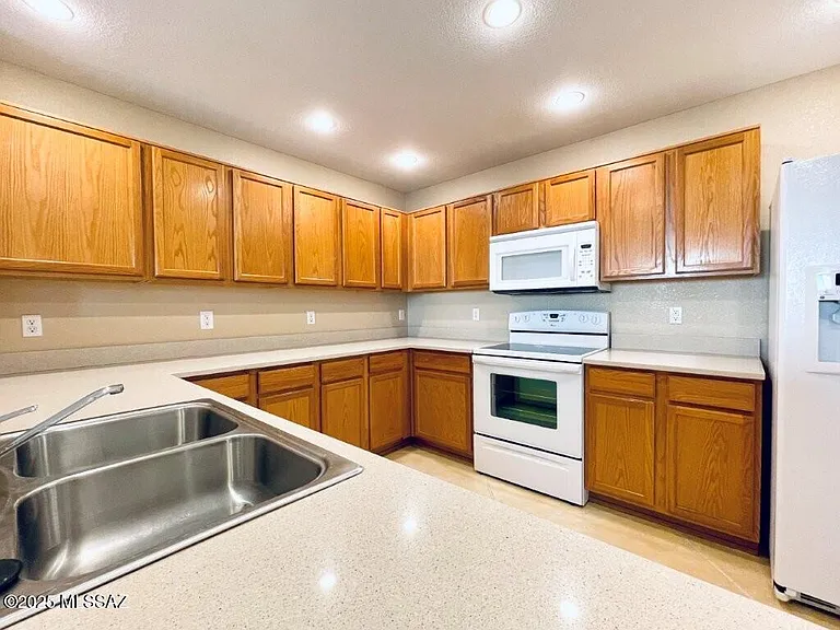 2736 N Neruda Ln — Photo 16