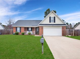 124 Congaree Dr, Raeford, NC 28376