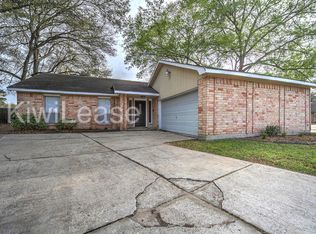 7302 Fox Knoll Ln, Humble, TX 77338