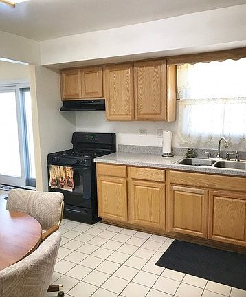 2nd image of 8654 W Sun Valley Dr