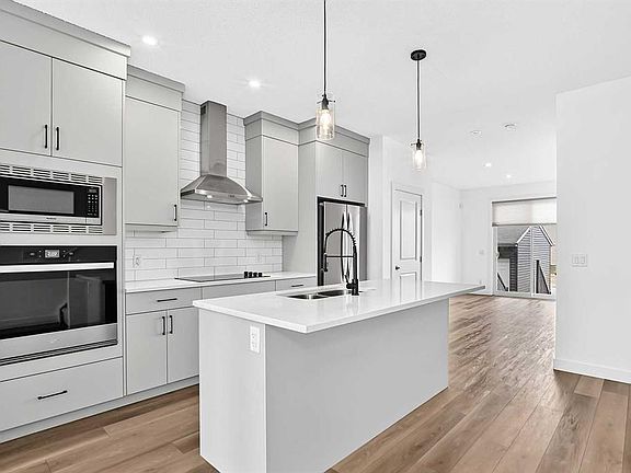 5th image of 125 S Herron Mews NE