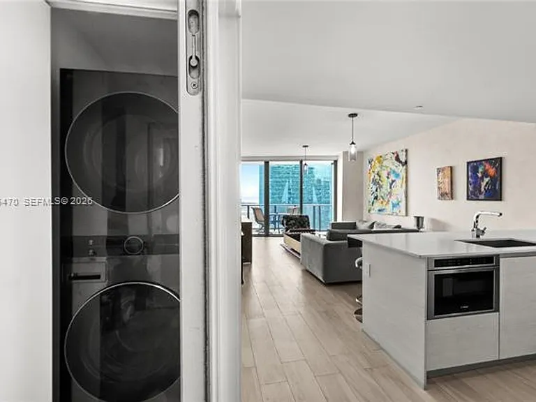 1300 S Miami Avenue Rd #3303 — Photo 17