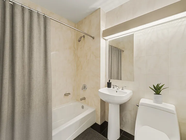 420 E 61st St #21E — Photo 6