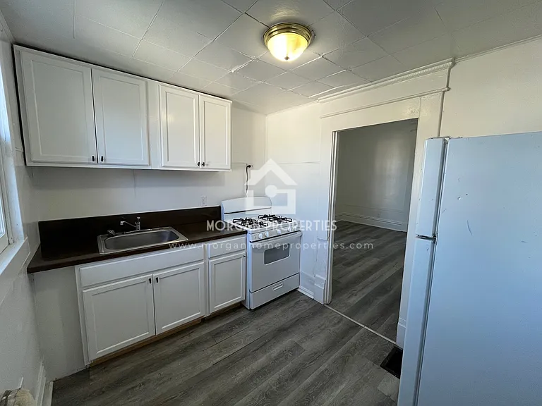 211 N 17th St #2 — Photo 2