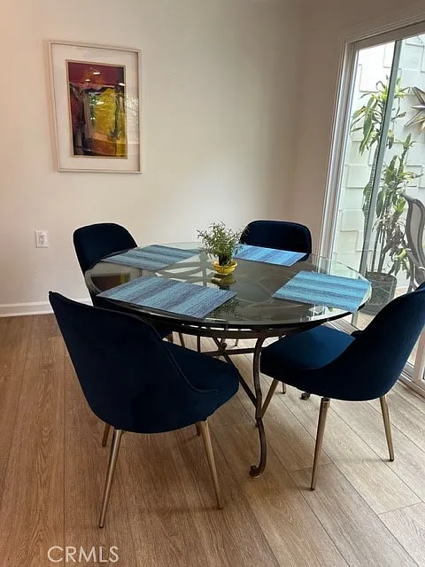 2 bed, 995 sqft, $2,900 — Photo 3