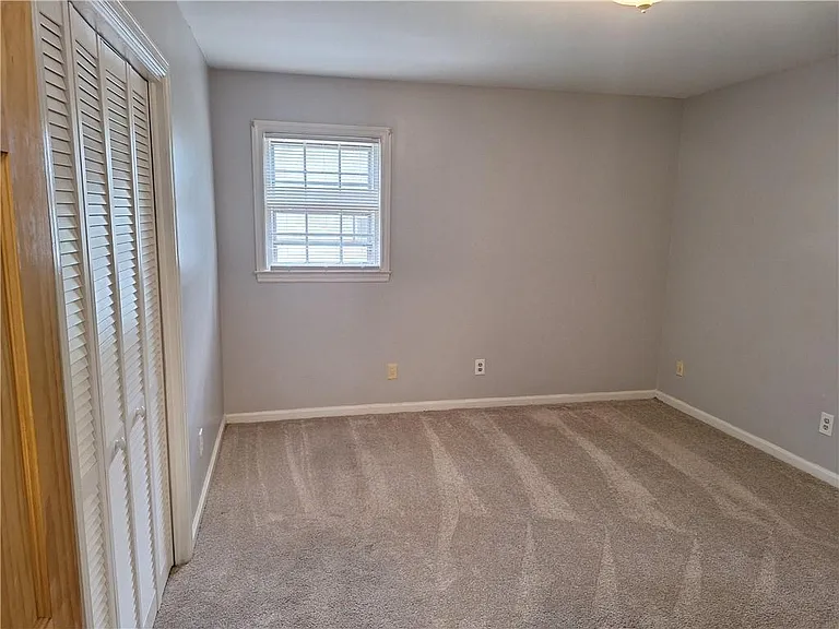 4609 Hopewell Rd — Photo 12