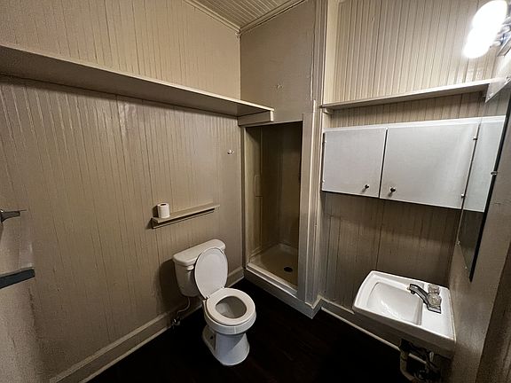 3rd image of 319 North St #11023962