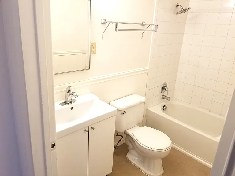 1625 Woolsey St #6 — Photo 15