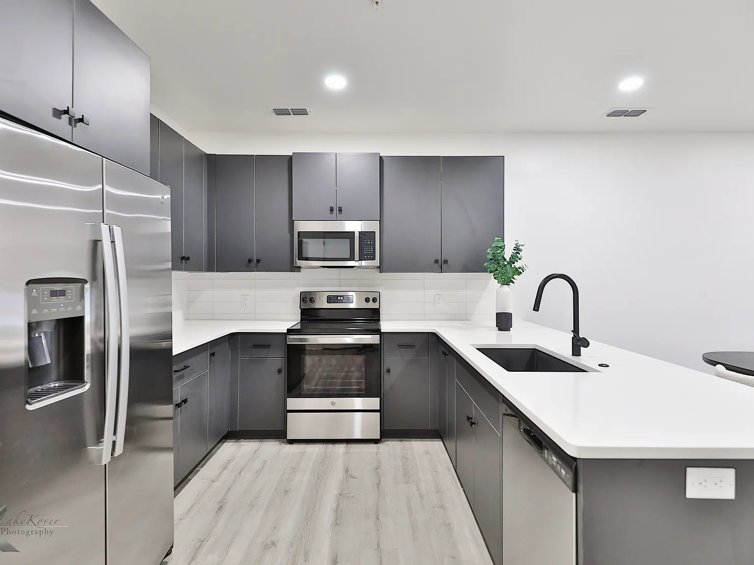 Southlake Villas — Photo 3