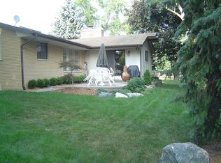 36607 Gardner St, Livonia, MI 48152