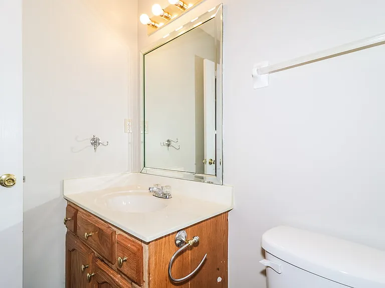 5892 Alexandria Ln — Photo 14