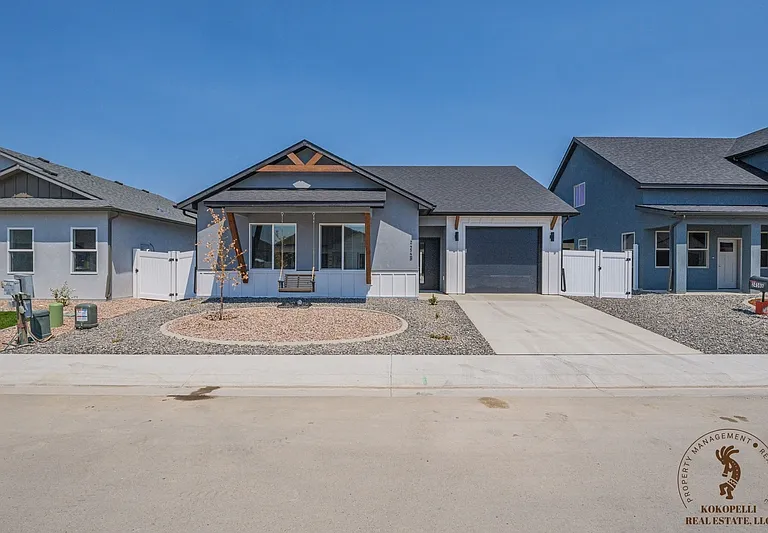 2454 Hamilton Rd #B — Photo 1