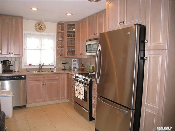 2nd image of 476 Ocean Ave
