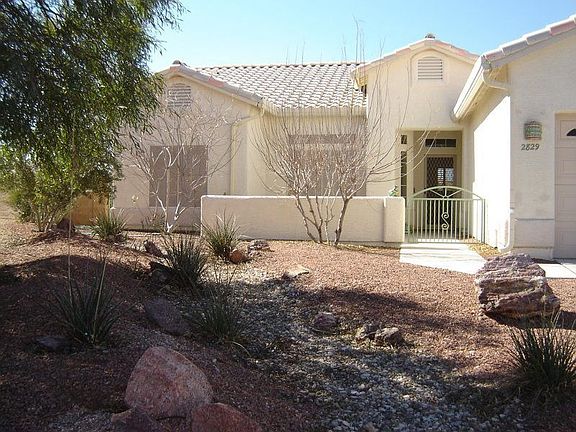 2nd image of 2829 Amberwood Dr
