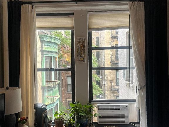 5th image of 317 W 105th St APT 4B