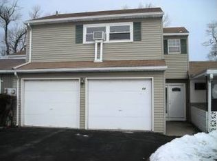 64 Covington Pl, Catasauqua, PA 18032