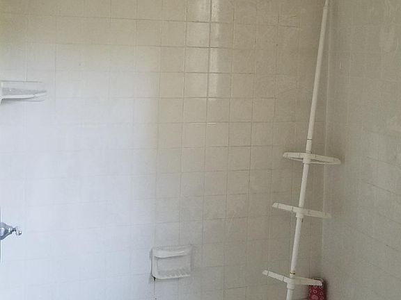 1st Floor Private Bath
