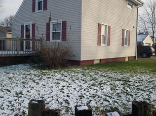 1080 Grant Ave NW, New Philadelphia, OH 44663