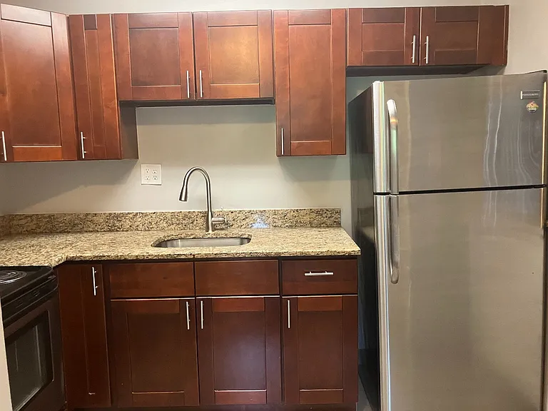Valley York Apartments — Photo 55