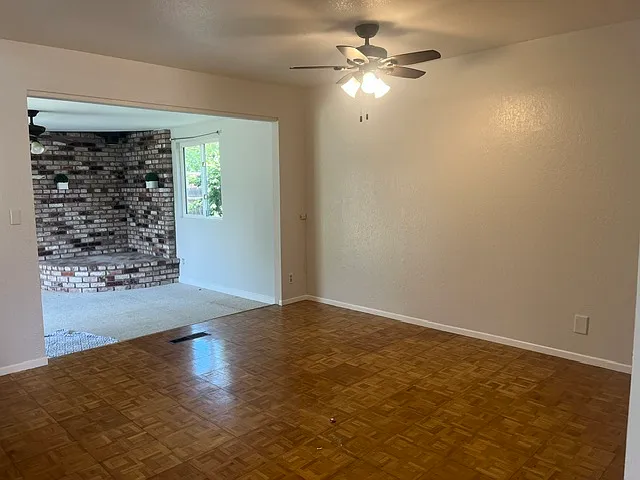 42854 Parkwood St — Photo 4