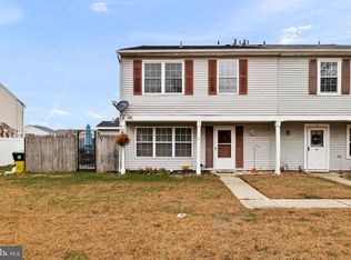 6 Little Ct, Sicklerville, NJ 08081