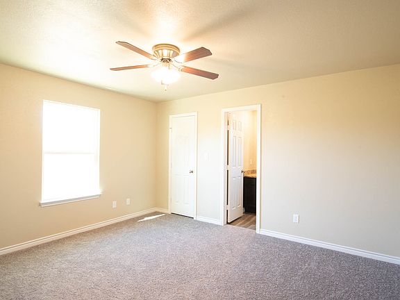 3rd image of 3402 Marshall St #1