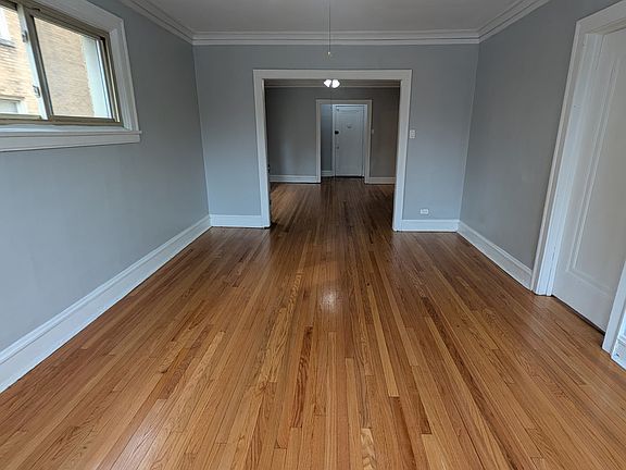 2nd image of 3438 W Foster Ave APT 1N