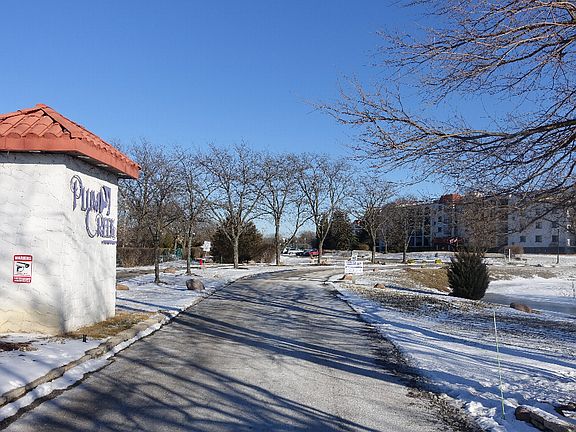 2nd image of 375 Plum Creek Dr APT 406