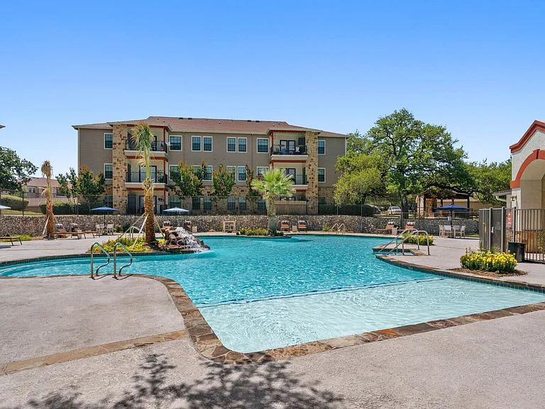 Vetra Boerne — Photo 4