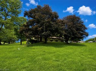 7464 Claysville Rd, Cambridge, OH 43725