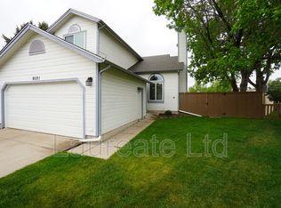 9521 Joyce Ln, Highlands Ranch, CO 80126