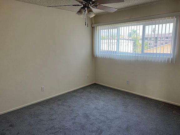 3rd image of 528 E Verdugo Ave #L