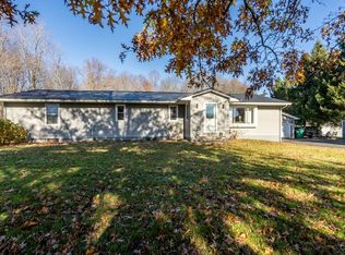 68 County Line Rd, Phoenix, NY 13135