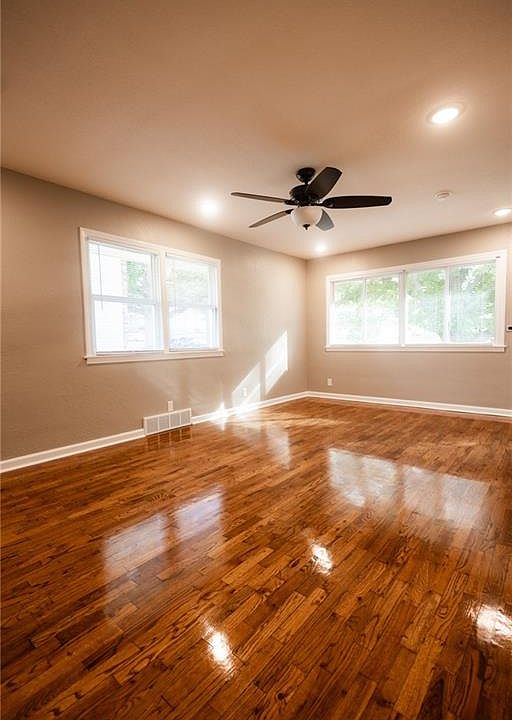 1st image of 2911 Faraon St