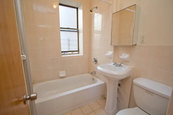 Rented by Julianna Realty Corp | media 24