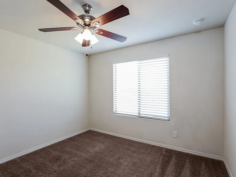 8207 W Pueblo Ave — Photo 13
