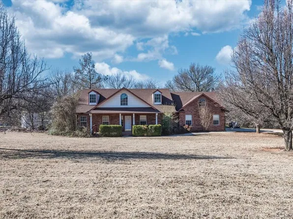 901 Autumn Way, Blanchard, OK 73010